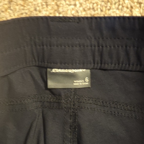Black Eddie Bauer Cargo Shorts - Picture 6 of 9